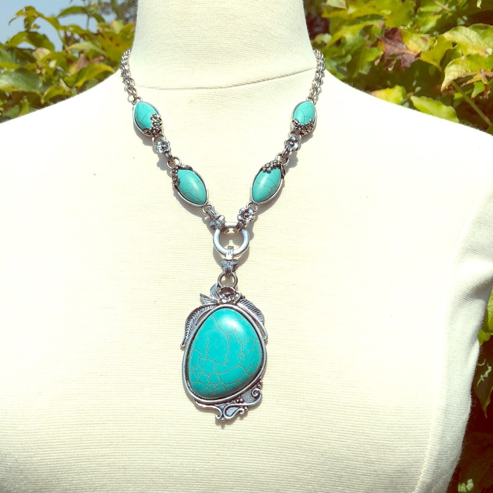 Turquoise Necklace NWOT